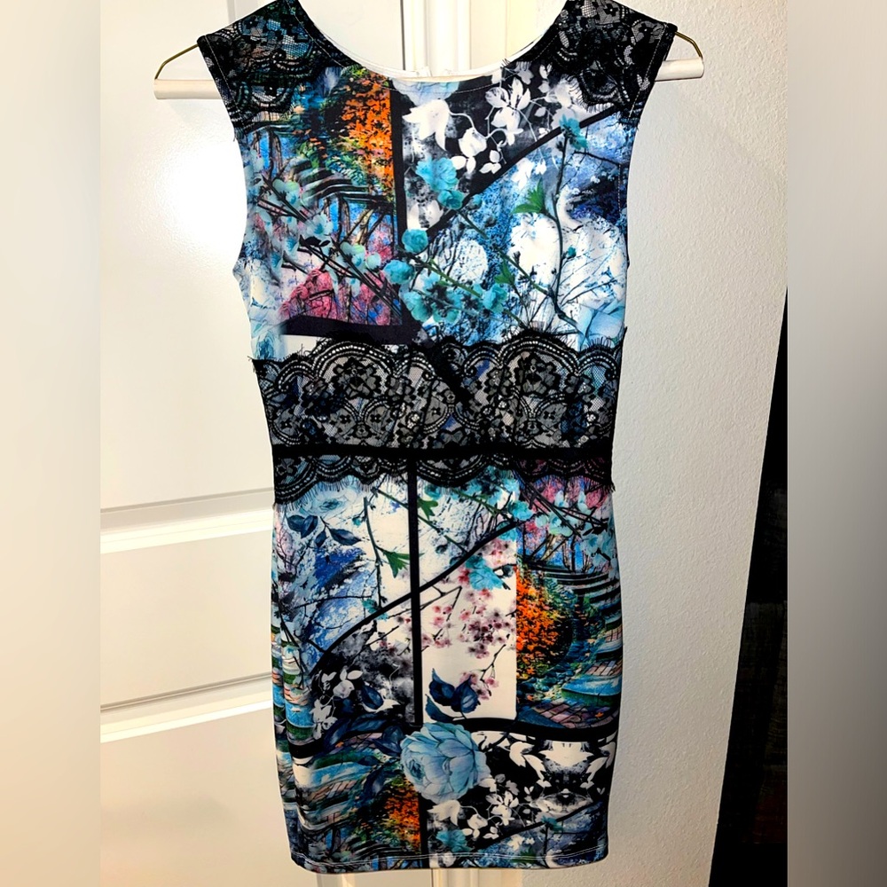 Women’s Dress Size Small